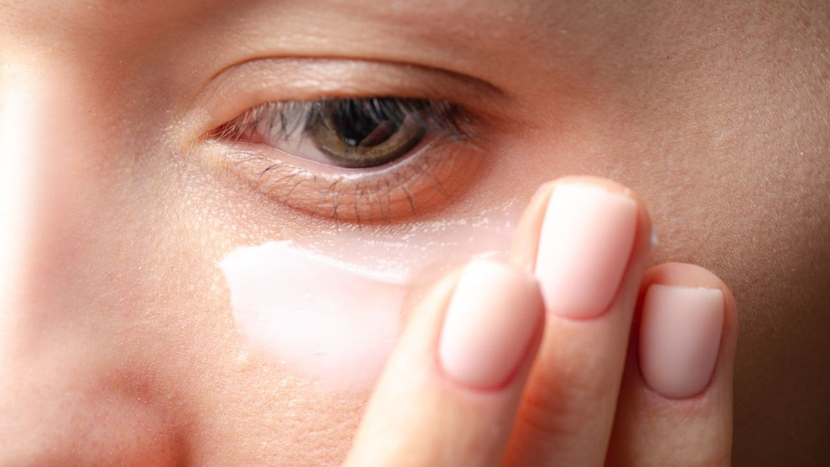 What does eye cream do 