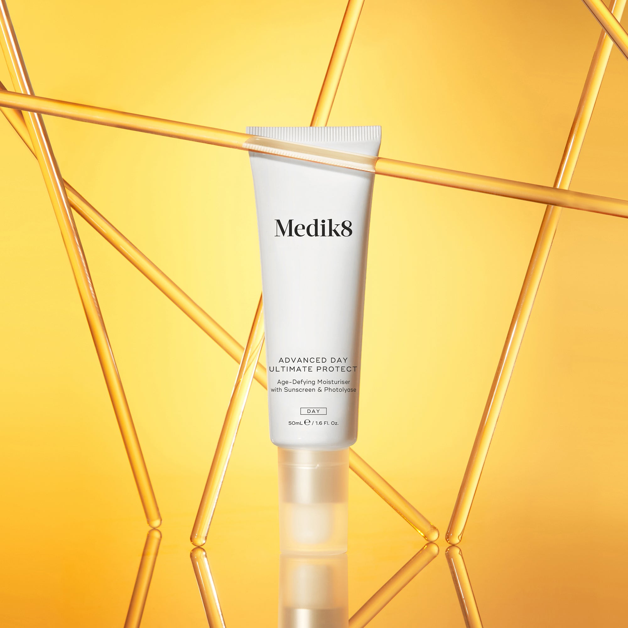 Advanced Day Ultimate Protect™ by Medik8. An Anti-Defying Moisturiser with Photolyase